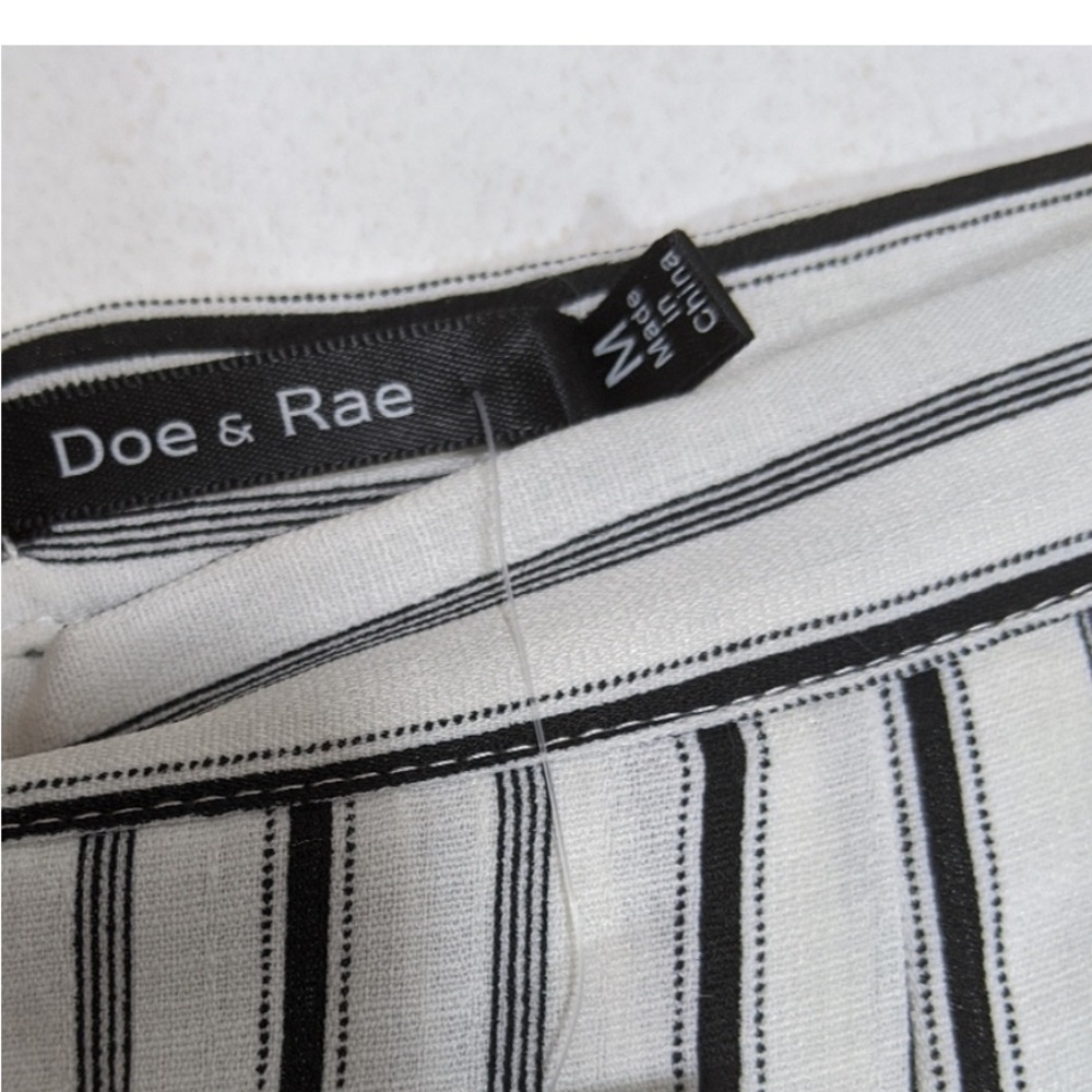 Doe and Rae Striped Palazzo pants - Picture 4 of 4